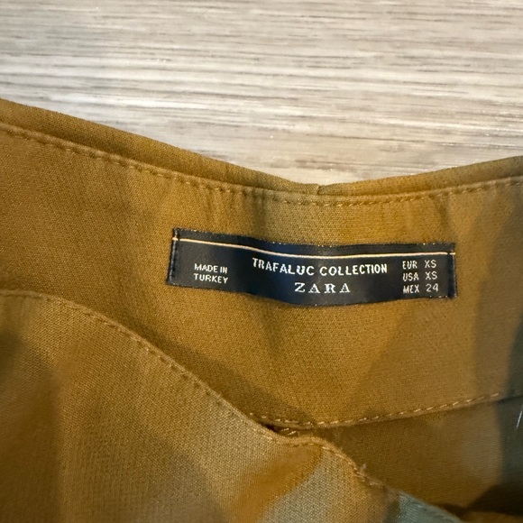 Zara Olive High Waisted Shorts. Size XS. Worn once. - Picture 3 of 3
